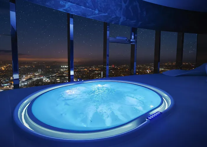 Sky Tower - 48 Pietro Penthousy Z Prywatna Spa - Adult Only