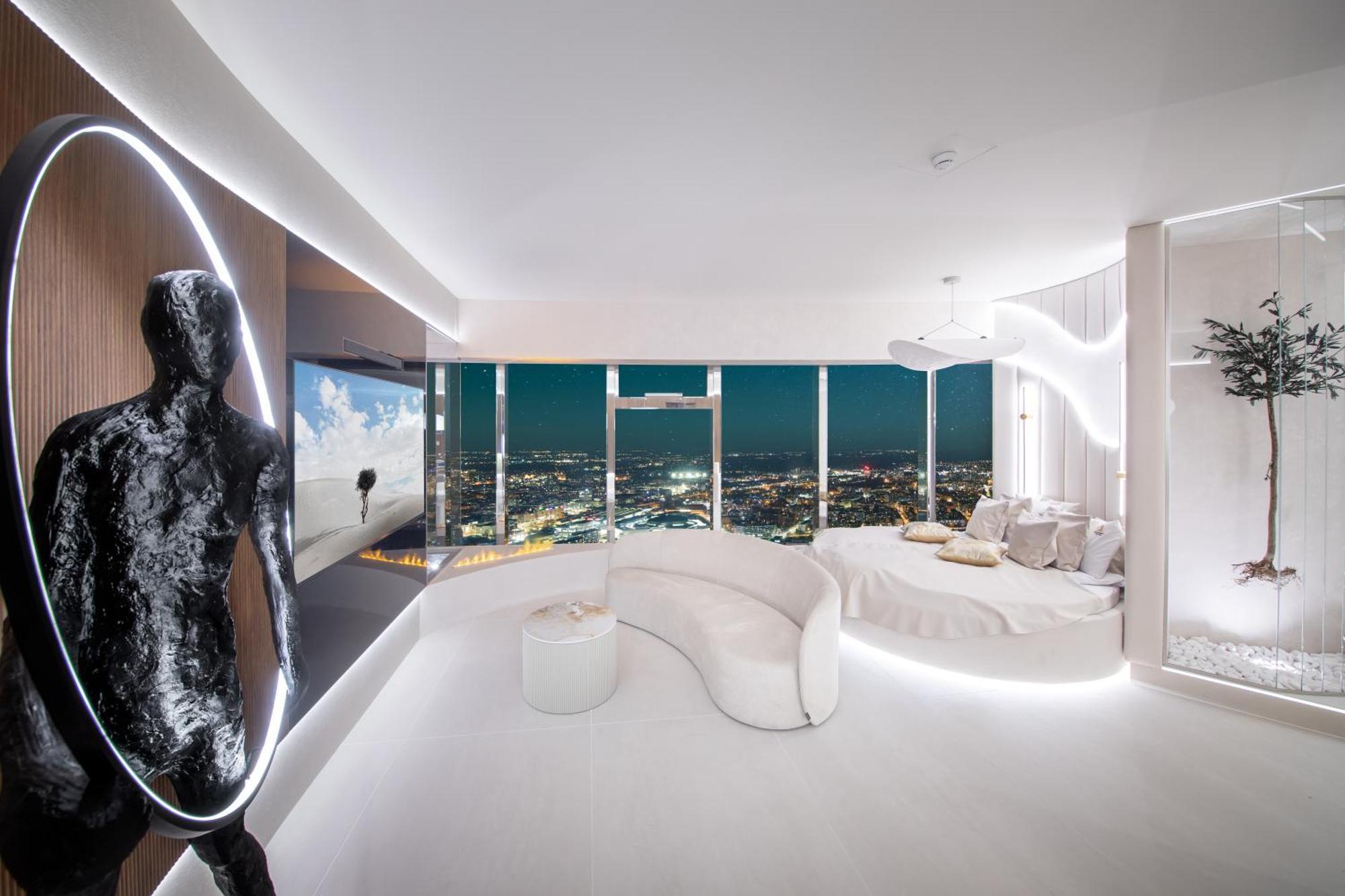 Apartment Sky Tower - 48 Pietro Penthousy Z Prywatna - Adult Only