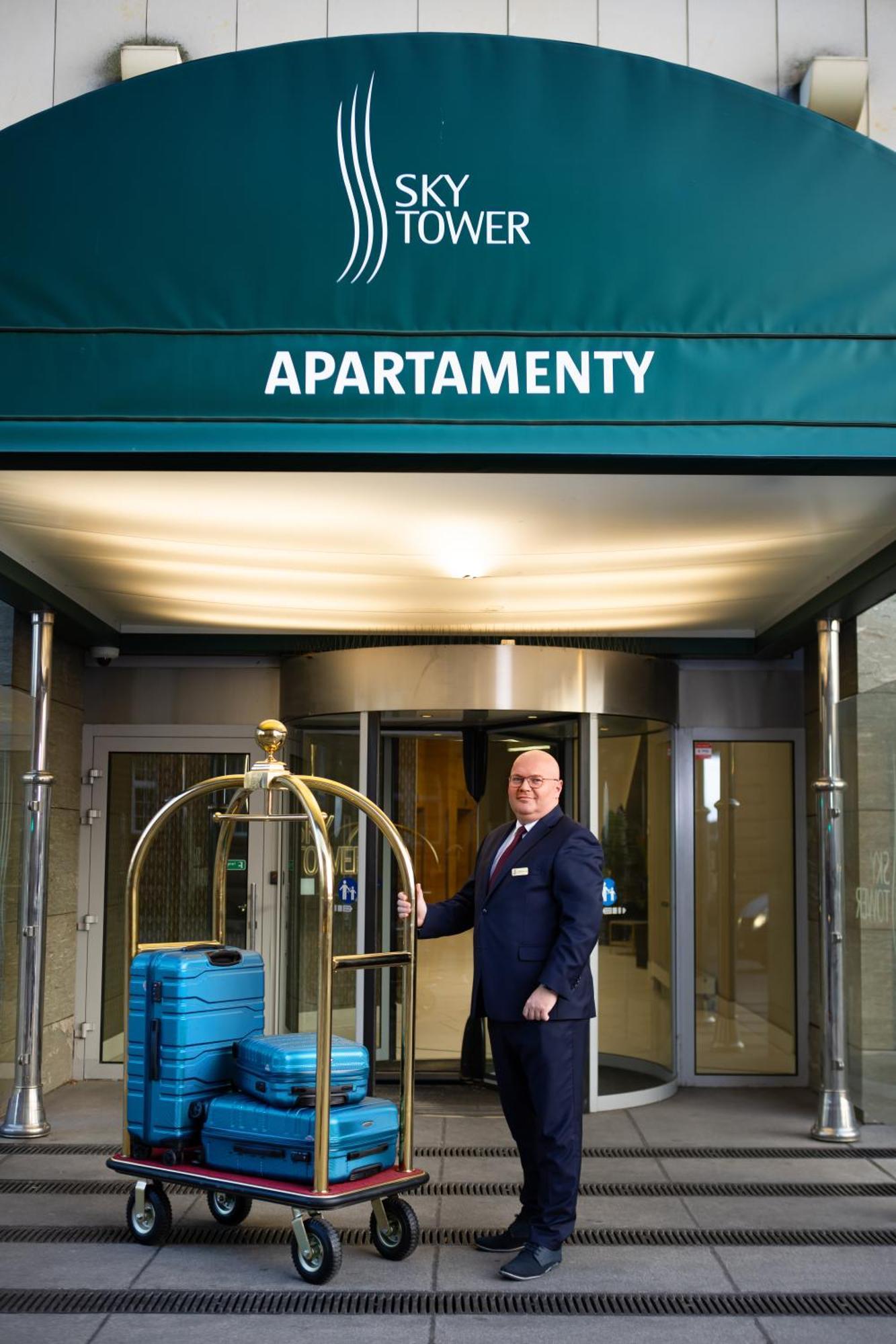 Apartment Sky Tower - 48 Pietro Penthousy Z Prywatna - Adult Only *