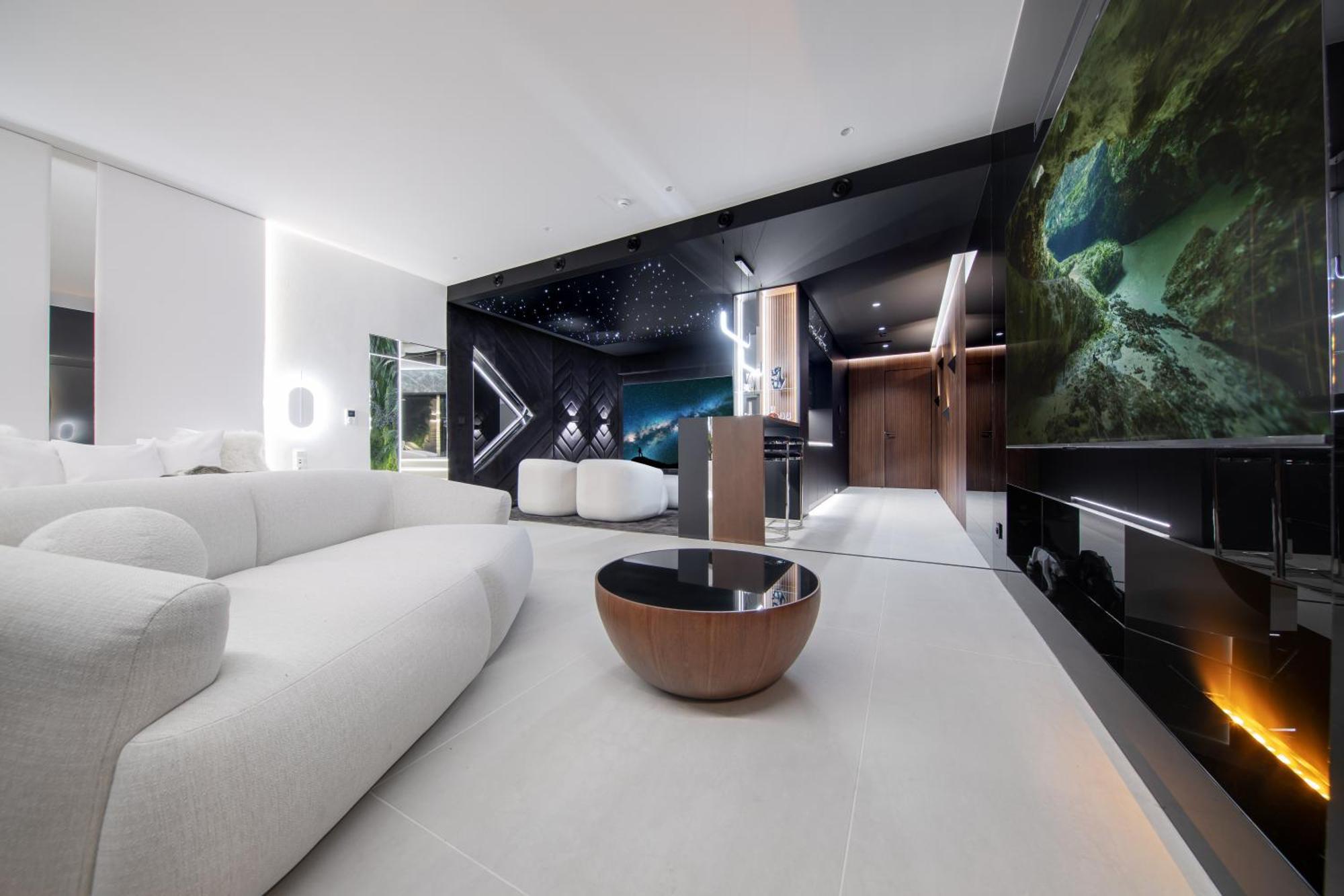 Sky Tower - 48 Pietro Penthousy Z Prywatna - Adult Only Apartment *